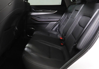 Подержанный автомобиль Exeed LX 2022 года (8 фото)