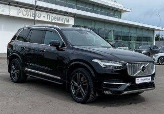Подержанный автомобиль Volvo XC90 2018 года (3 фото)