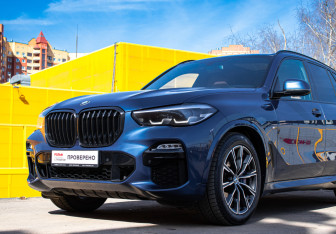 Подержанный автомобиль BMW X5 2018 года (5 фото)