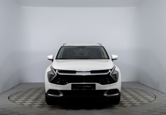 Подержанный автомобиль Kia Sportage 2023 года (2 фото)