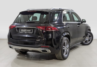 Подержанный автомобиль Mercedes-Benz GLE 2020 года (5 фото)