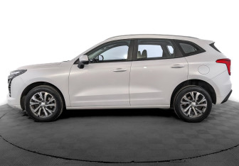 Подержанный автомобиль Haval Jolion 2023 года (8 фото)