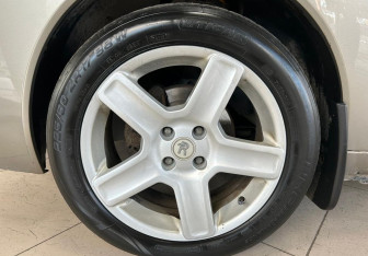 Подержанный автомобиль Peugeot 3008 2012 года (21 фото)