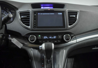 Подержанный автомобиль Honda CR-V 2017 года (9 фото)
