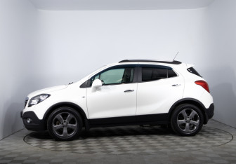 Подержанный автомобиль Opel Mokka 2014 года (8 фото)