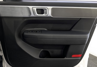 Подержанный автомобиль Hyundai Santa Fe 2023 года (25 фото)