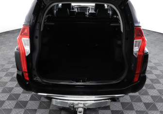 Подержанный автомобиль Mitsubishi Pajero Sport 2018 года (10 фото)