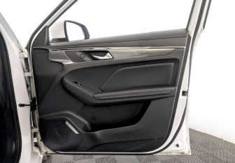 Подержанный автомобиль Haval Jolion 2023 года (24 фото)