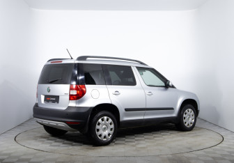Подержанный автомобиль Skoda Yeti 2011 года (5 фото)