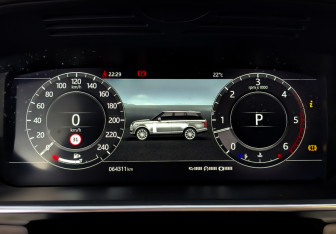 Подержанный автомобиль Land Rover Range Rover 2018 года (13 фото)