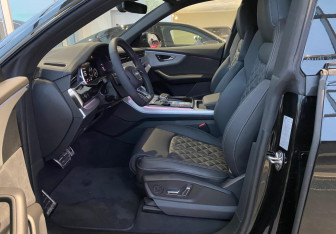 Новый Audi Q8 2024 (7 фото)