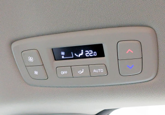 Подержанный автомобиль Kia Carnival 2021 года (28 фото)