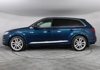 Подержанный автомобиль Audi Q7 2018 года (8 фото)