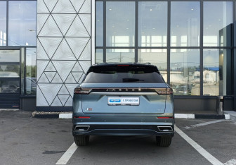Подержанный автомобиль Jaecoo J8 2024 года (6 фото)