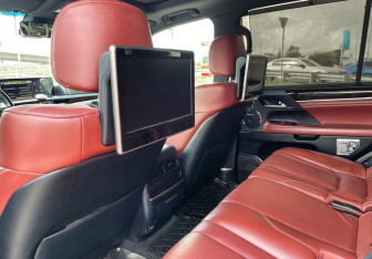 Подержанный автомобиль Lexus LX 2020 года (22 фото)