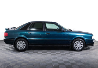 Подержанный автомобиль Audi 80 Sedan 1993 года (4 фото)