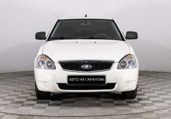 Подержанный автомобиль LADA (ВАЗ) Priora Sedan 2017 года (2 фото)