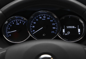 Подержанный автомобиль Nissan Terrano 2019 года (11 фото)