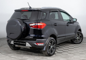 Подержанный автомобиль Ford EcoSport 2017 года (3 фото)