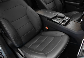 Подержанный автомобиль Mercedes-Benz GLE 2016 года (30 фото)