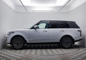 Подержанный автомобиль Land Rover Range Rover 2014 года (8 фото)