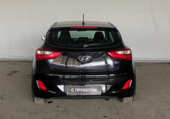 Подержанный автомобиль Hyundai i30 Hatchback 2012 года (5 фото)