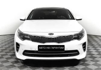 Подержанный автомобиль Kia Optima Sedan 2016 года (2 фото)