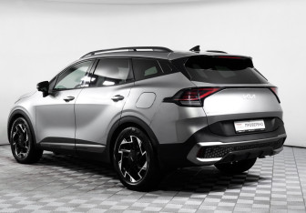 Подержанный автомобиль Kia Sportage 2023 года (7 фото)