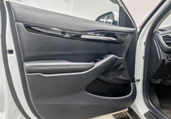 Подержанный автомобиль Kia Seltos 2022 года (20 фото)