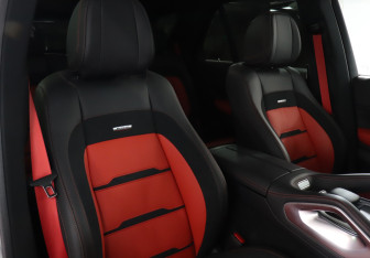 Подержанный автомобиль Mercedes-Benz GLE AMG 2024 года (16 фото)