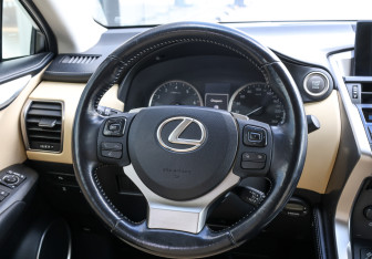 Подержанный автомобиль Lexus NX 2016 года (16 фото)