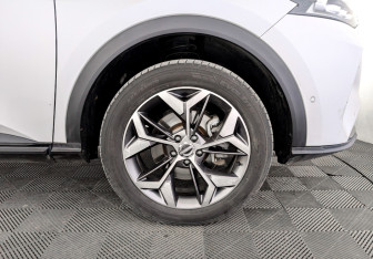 Подержанный автомобиль Haval F7x 2023 года (18 фото)