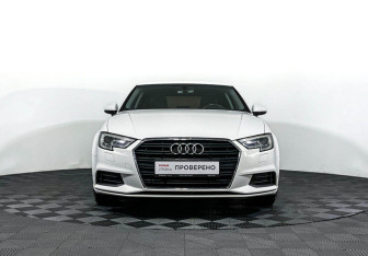 Подержанный автомобиль Audi A3 Sedan 2016 года (2 фото)