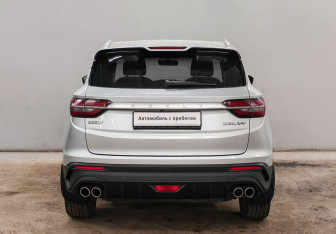 Подержанный автомобиль Geely Coolray 2021 года (6 фото)