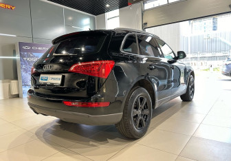 Подержанный автомобиль Audi Q5 2011 года (4 фото)
