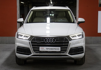 Подержанный автомобиль Audi Q5 2018 года (2 фото)