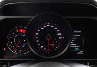 Подержанный автомобиль Hyundai Elantra Sedan 2021 года (11 фото)
