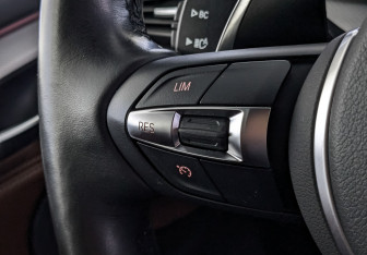 Подержанный автомобиль BMW X6 2018 года (29 фото)