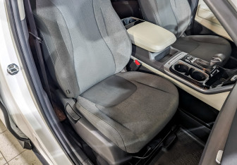 Подержанный автомобиль Kia Carnival 2021 года (23 фото)