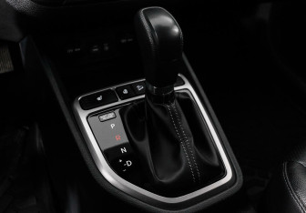 Подержанный автомобиль Hyundai Creta 2017 года (10 фото)