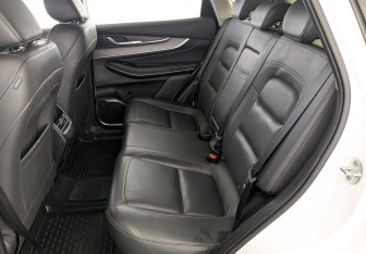 Подержанный автомобиль Exeed LX 2022 года (12 фото)