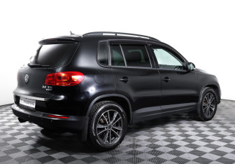 Подержанный автомобиль Volkswagen Tiguan 2013 года (5 фото)