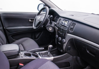 Подержанный автомобиль SsangYong Actyon 2011 года (9 фото)