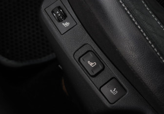 Подержанный автомобиль Citroen C4 Hatchback 2011 года (15 фото)