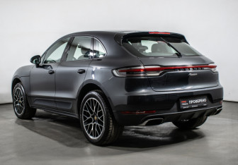 Подержанный автомобиль Porsche Macan 2019 года (7 фото)