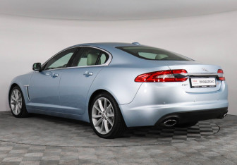 Подержанный автомобиль Jaguar XF Sedan 2012 года (7 фото)