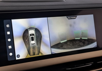 Подержанный автомобиль Geely Monjaro 2023 года (29 фото)