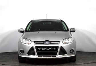 Подержанный автомобиль Ford Focus Sedan 2015 года (2 фото)