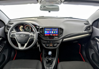 Подержанный автомобиль LADA (ВАЗ) Vesta Wagon 2020 года (14 фото)