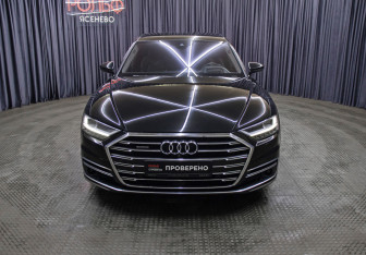 Подержанный автомобиль Audi A8 2018 года (2 фото)